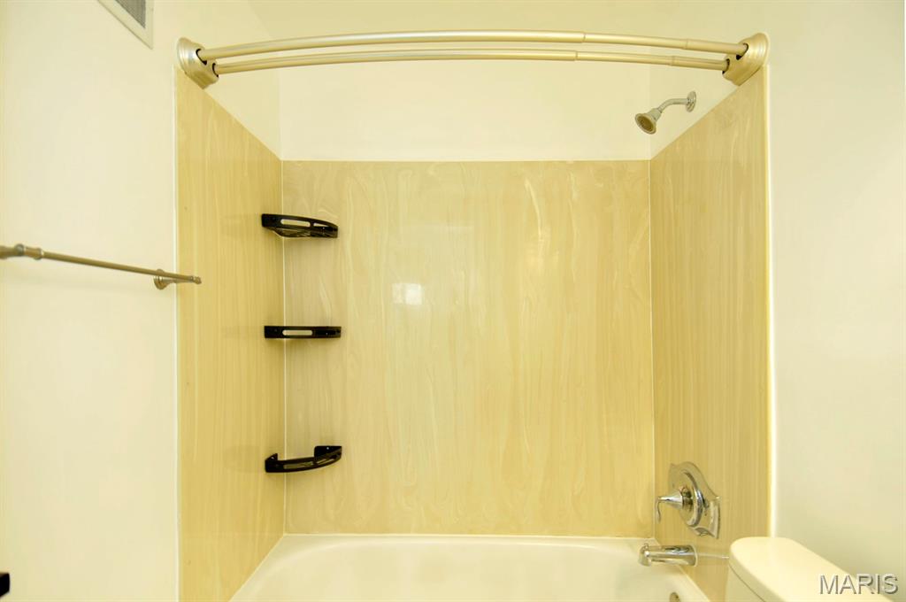 Saxon Manor 1 - Residential