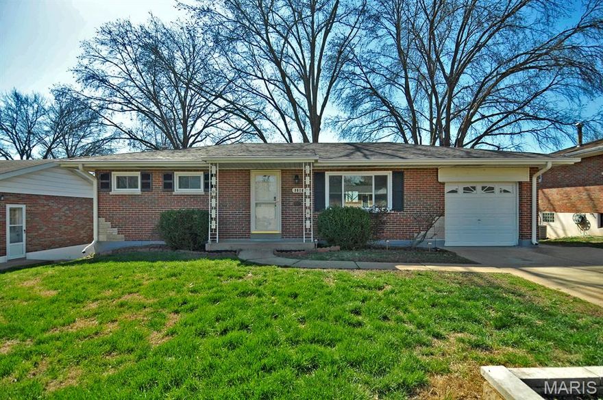 Great, updated, 3 bedroom, 2 bathroom 1 car garage house located on quiet street in desirable St Louis South County. As you enter you are greeted by large bright living room with freshly refinished gleaming hardwood flooring. To the right updated kitchen with oak kitchen cabinets, granite counter top, ceramic tile flooring, ceramic tile back splash and stainless steel appliances. 3 bedrooms and full bathroom complete main level. Finished walk out lower level features large 23x19 rec room, full bathroom and access to big stamped concrete patio, perfect for your outside parties. Flat fenced back yard and shed for your storage. New roof, thermal windows, refinished wood floors, six panel doors with black hardware, freshly painted, new light fixtures, newer hvac system.