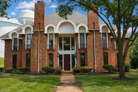 Photo of 916 Claytonbrook Drive #1, Ballwin, MO 63011 (MLS # 26067821)