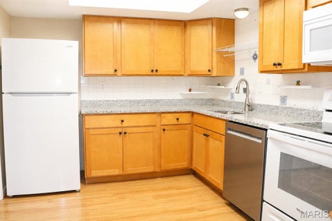 Tiny photo for 916 Claytonbrook Drive #1, Ballwin, MO 63011 (MLS # 26067821)