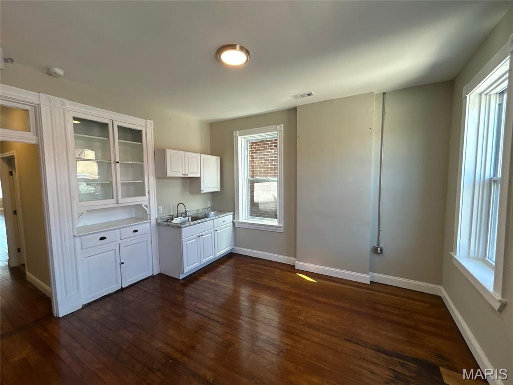 St Louis Commons Add - Commercial Sale