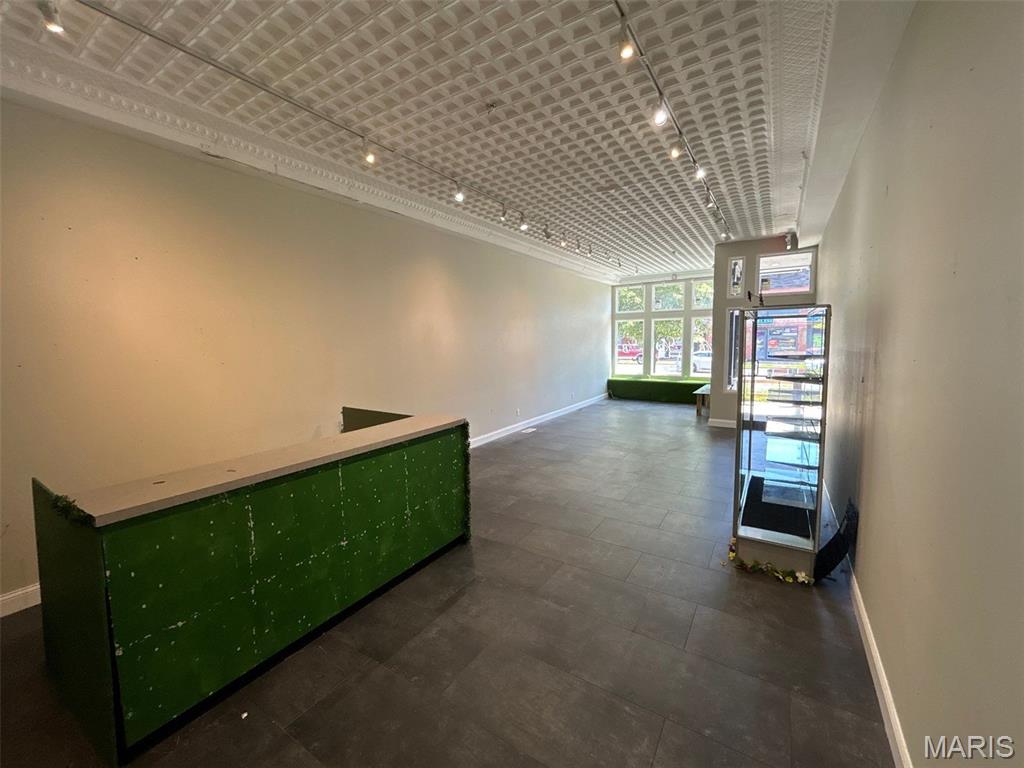 St Louis Commons Add - Commercial Sale