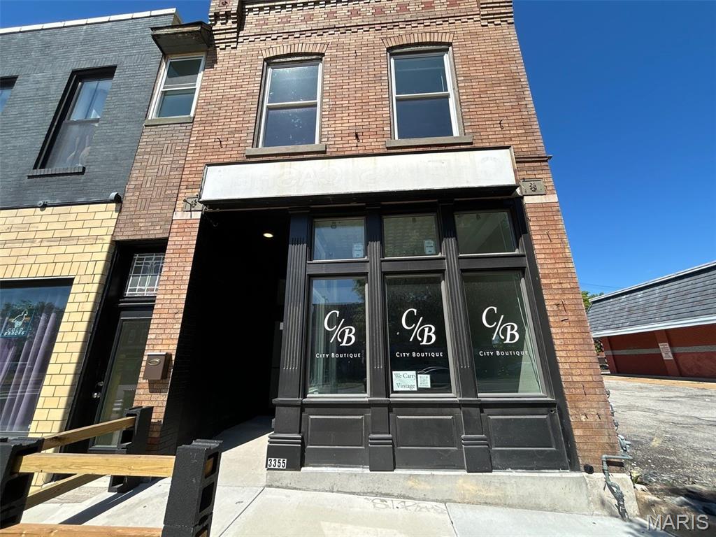 St Louis Commons Add - Commercial Sale