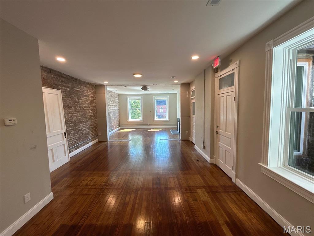 St Louis Commons Add - Commercial Sale