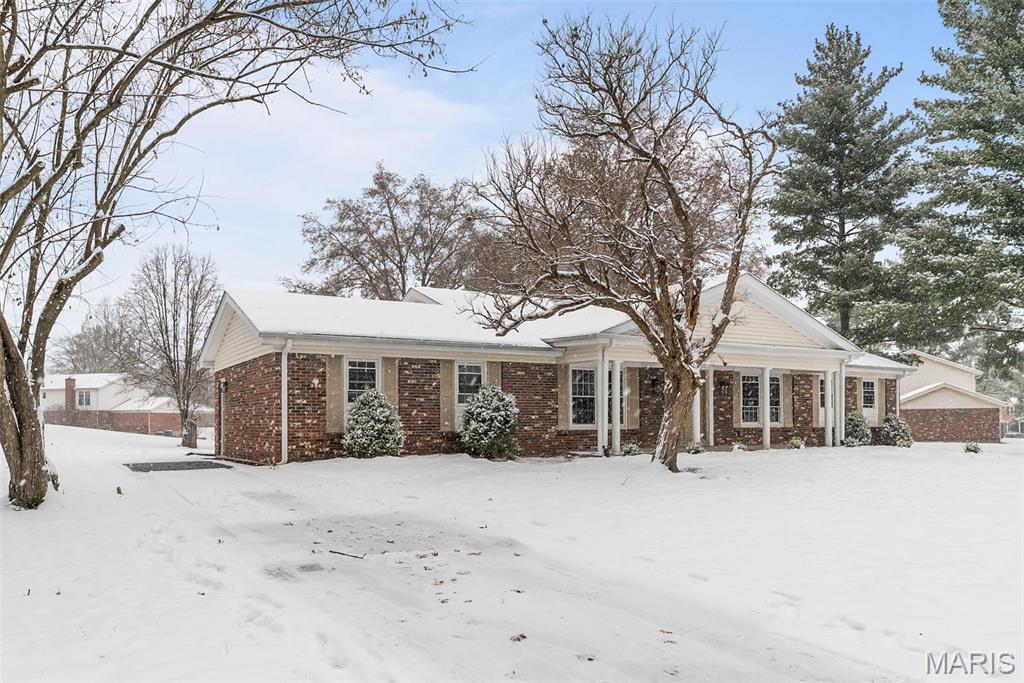 129 Royal Manor Court