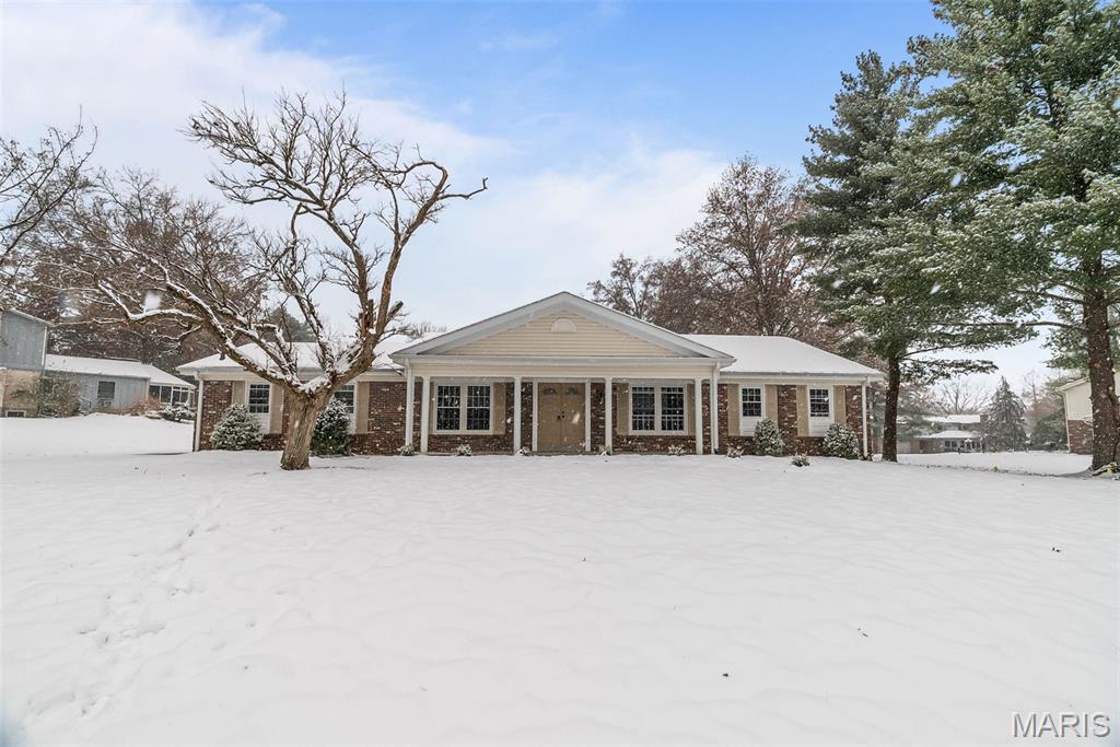 129 Royal Manor Court