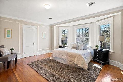 Tiny photo for 10 Lawn Place, St Louis, MO 63110 (MLS # 26004067)