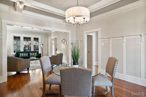 Tiny photo for 10 Lawn Place, St Louis, MO 63110 (MLS # 26004067)