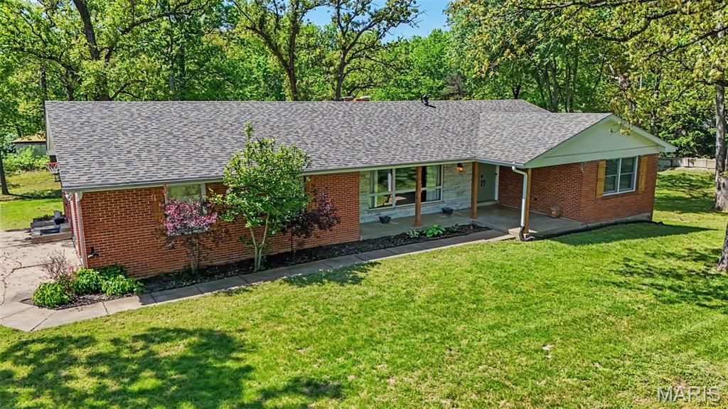 Photo of 1000 Highway Y, OFallon, MO 63366 (MLS # 26026517)