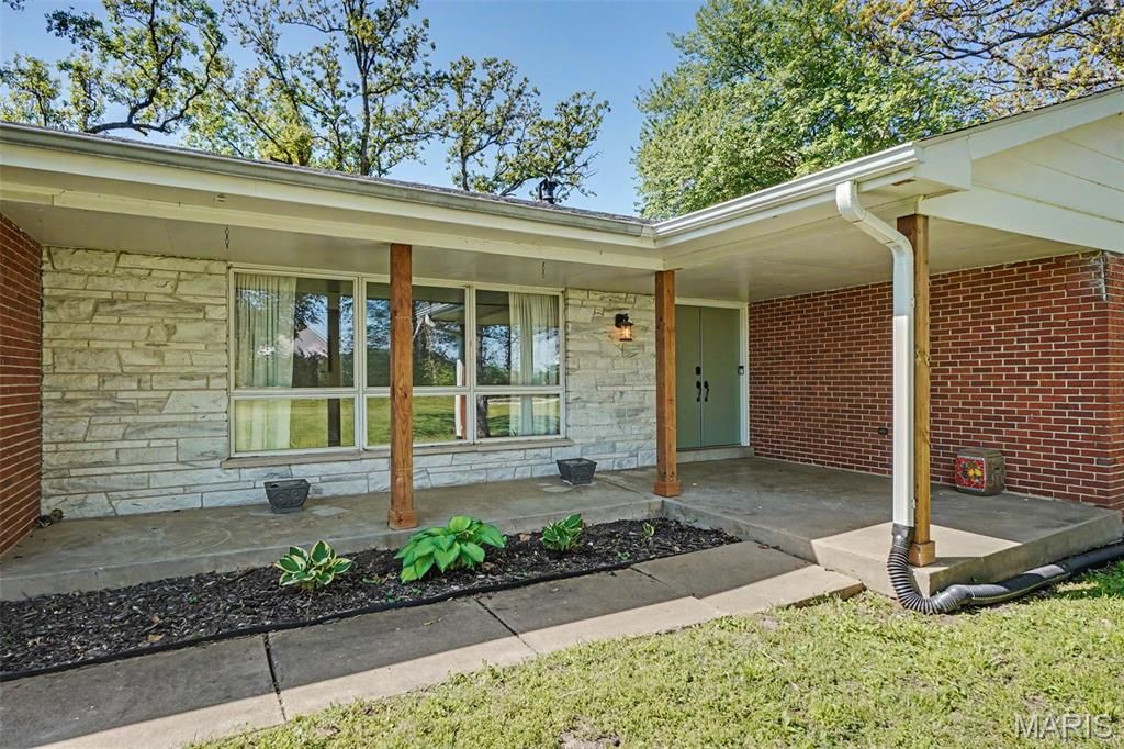 Photo of 1000 Highway Y, OFallon, MO 63366 (MLS # 26026517)