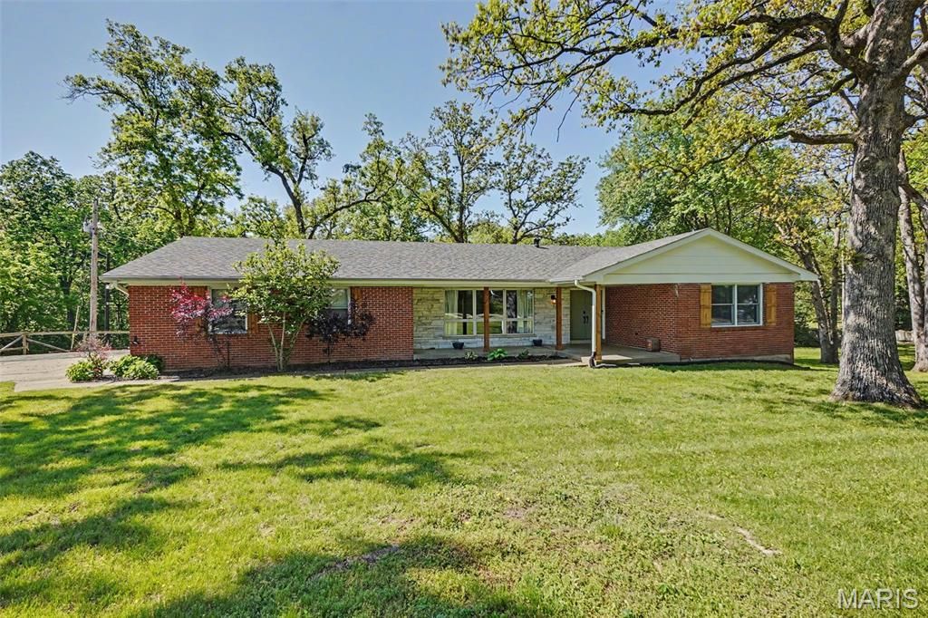 Photo of 1000 Highway Y, OFallon, MO 63366 (MLS # 26026517)