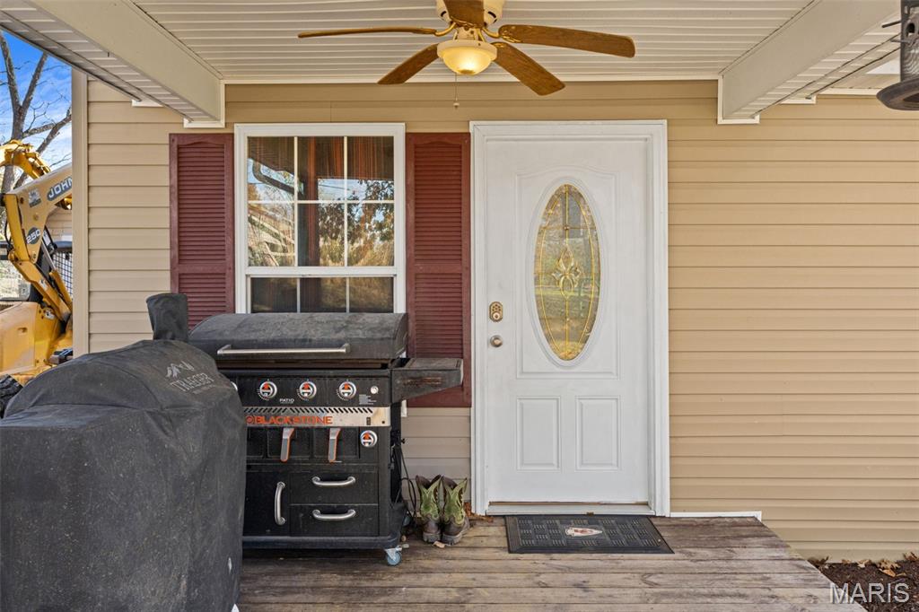 1122 Old County Farm Road