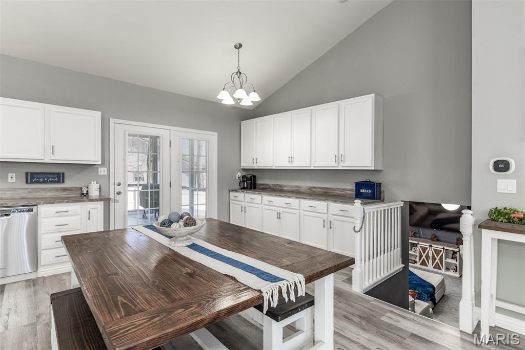 Williamsburg Ph 06 - Residential