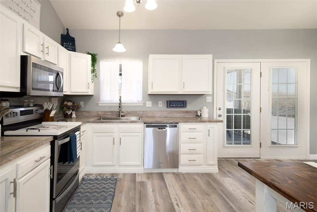 Williamsburg Ph 06 - Residential