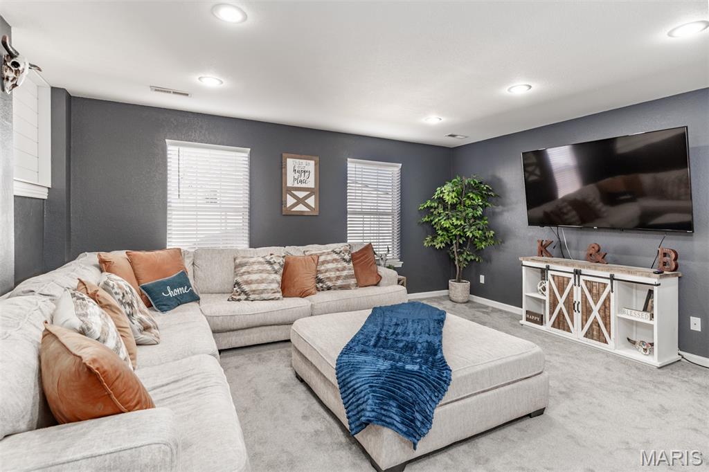 Williamsburg Ph 06 - Residential