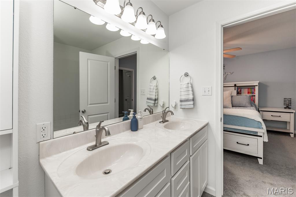 Williamsburg Ph 06 - Residential