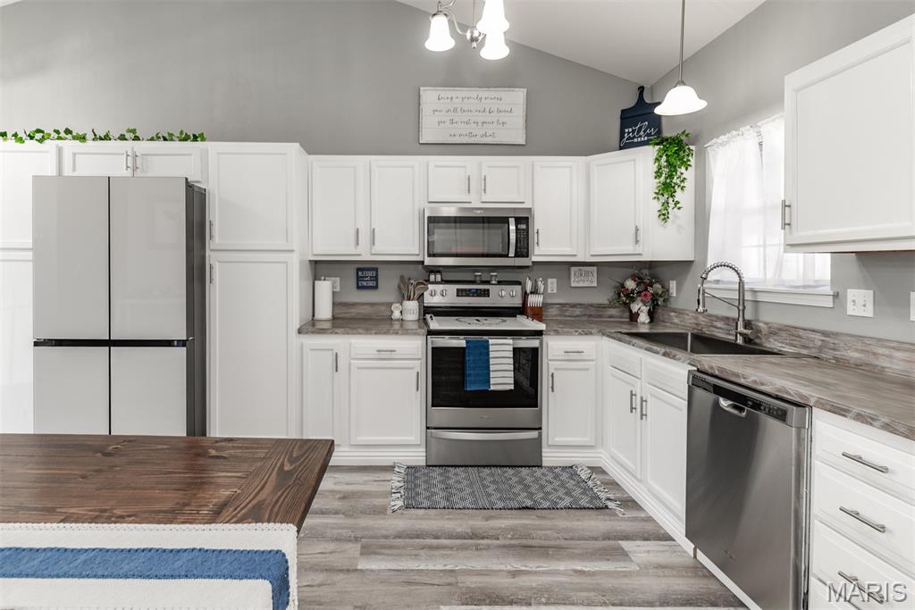 Williamsburg Ph 06 - Residential