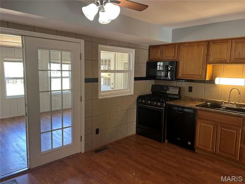 Tiny photo for 691 Walnut Point Court, Ballwin, MO 63021 (MLS # 26020697)