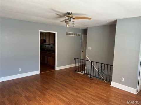 Tiny photo for 691 Walnut Point Court, Ballwin, MO 63021 (MLS # 26020697)