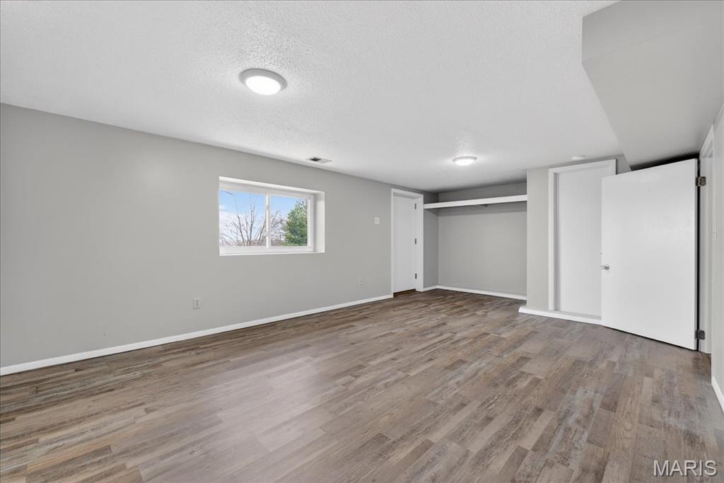 City/St Charles - Residential Lease