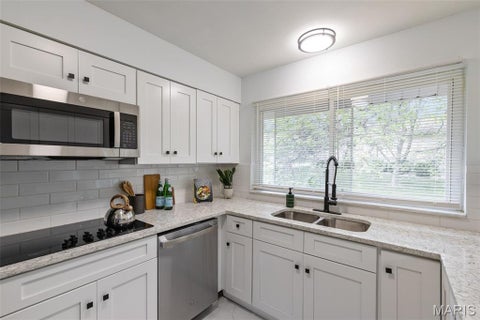 Tiny photo for 12897 Nimes Drive, St Louis, MO 63141 (MLS # 26058001)