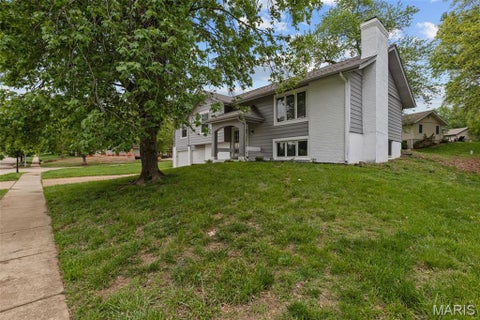 Tiny photo for 12897 Nimes Drive, St Louis, MO 63141 (MLS # 26058001)