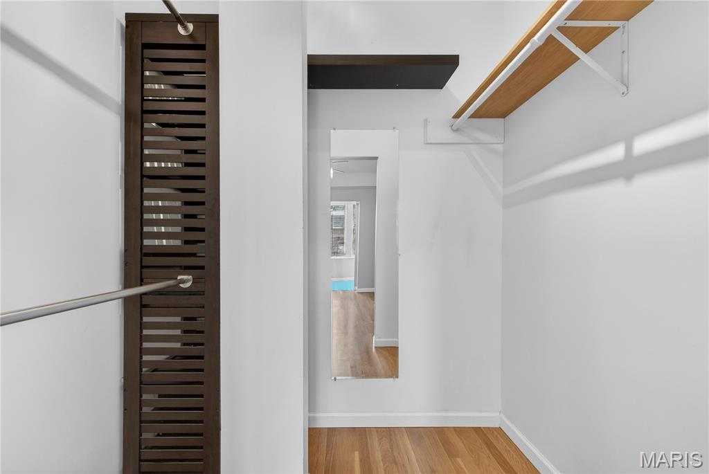 Waterman-Pershing 01 Flr - Residential