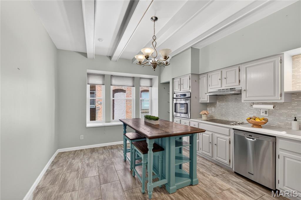 Waterman-Pershing 01 Flr - Residential