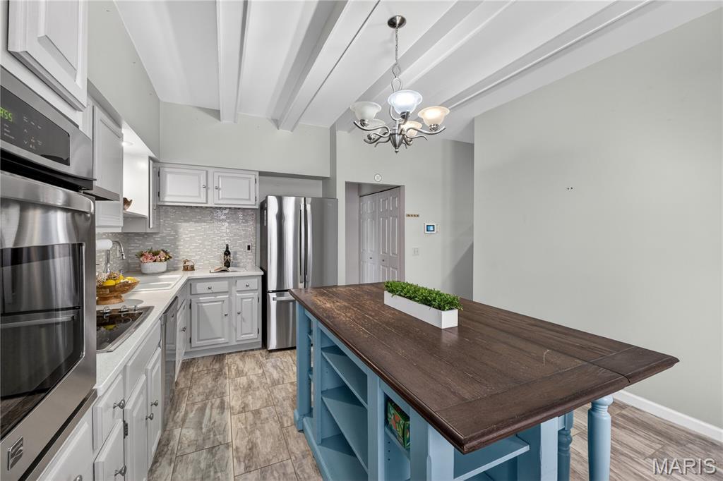 Waterman-Pershing 01 Flr - Residential