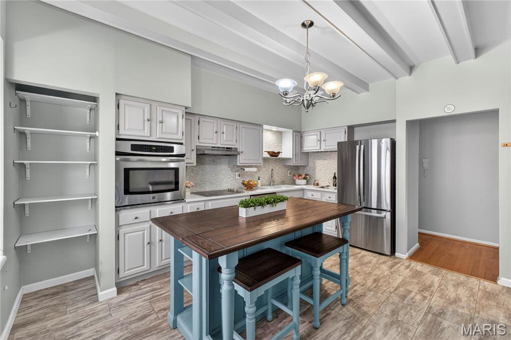 Waterman-Pershing 01 Flr - Residential