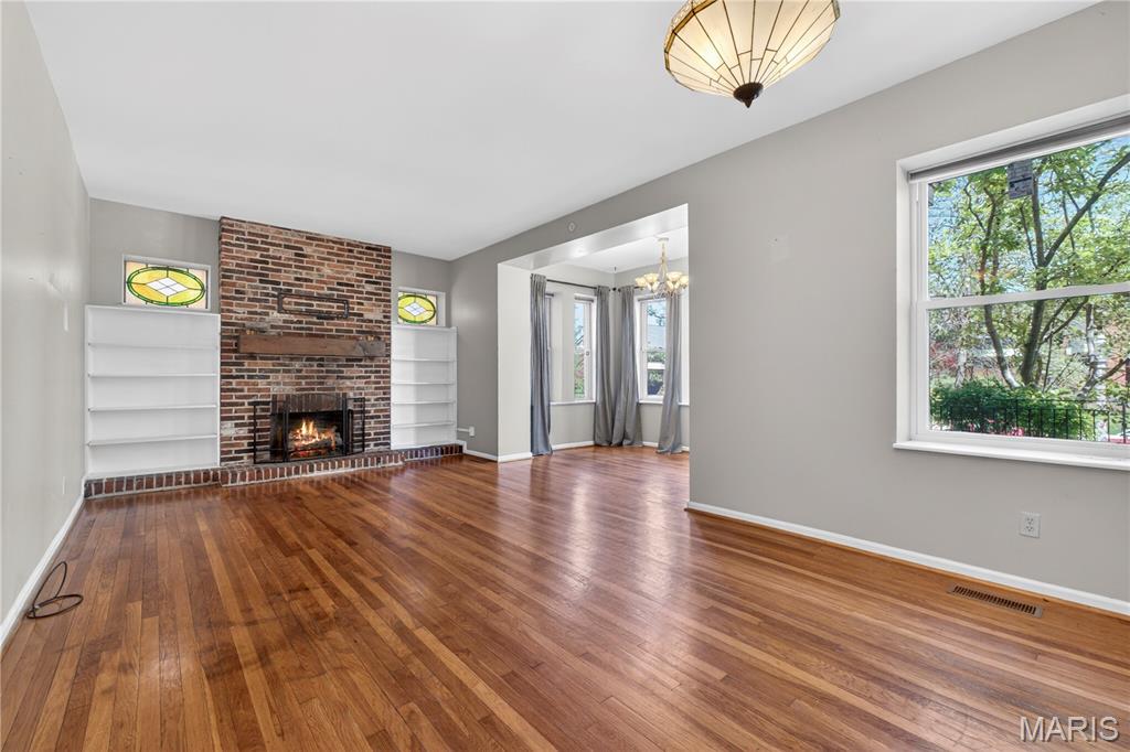 Waterman-Pershing 01 Flr - Residential