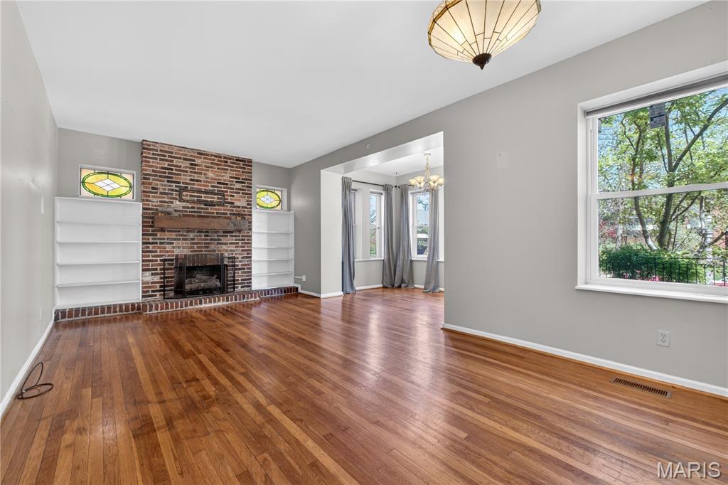 Waterman-Pershing 01 Flr - Residential