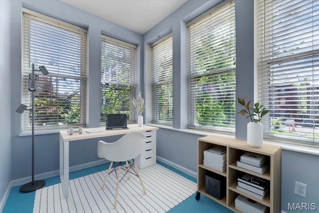 Waterman-Pershing 01 Flr - Residential