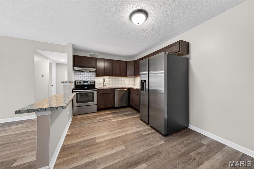 Oakville Commons Condo - Residential