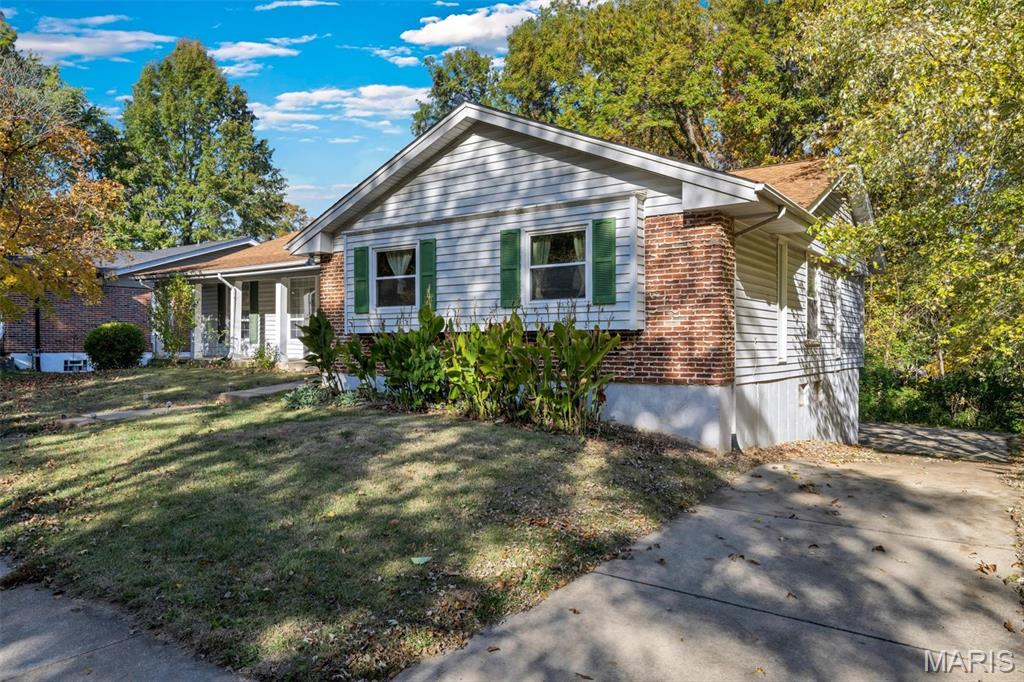 1115 Dutch Mill Drive