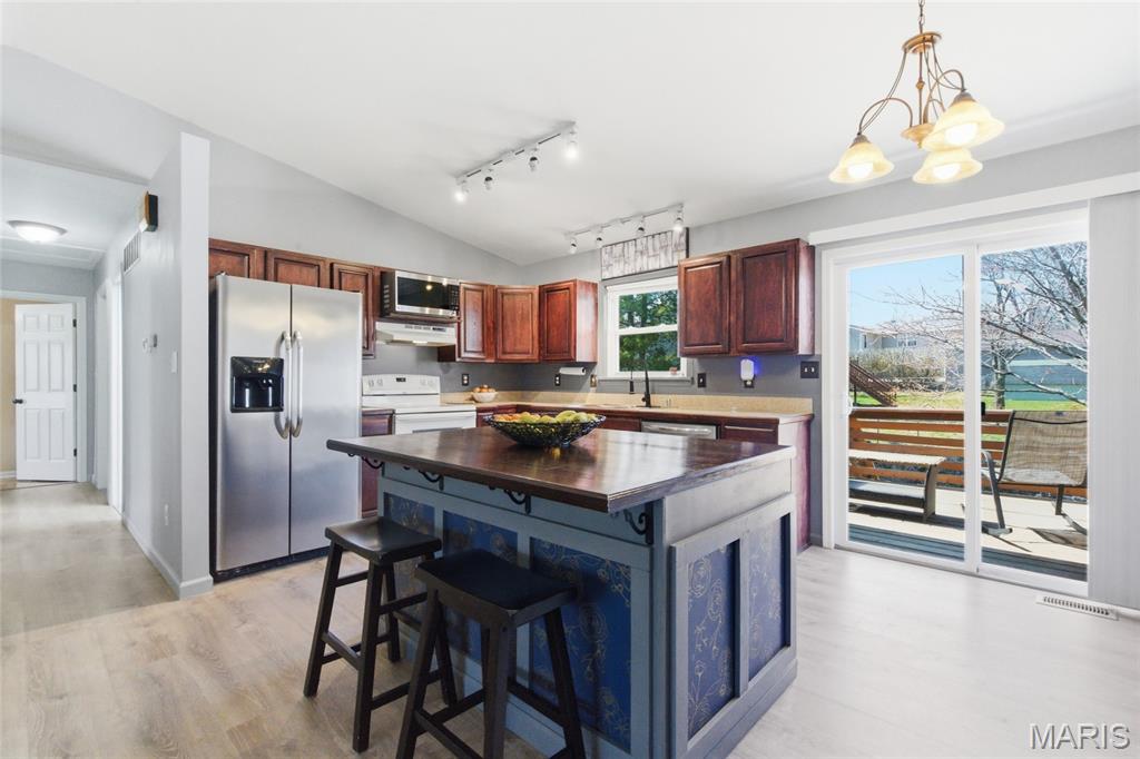 Ad Deum - Residential