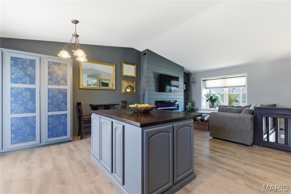 Ad Deum - Residential