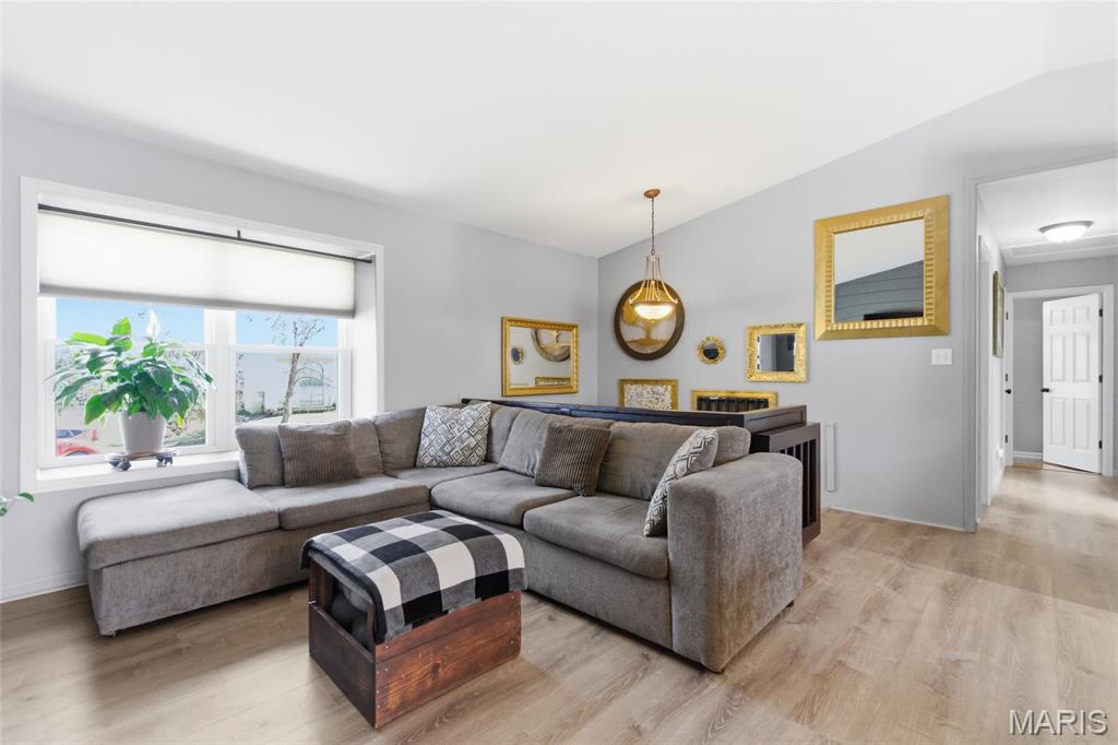 Ad Deum - Residential