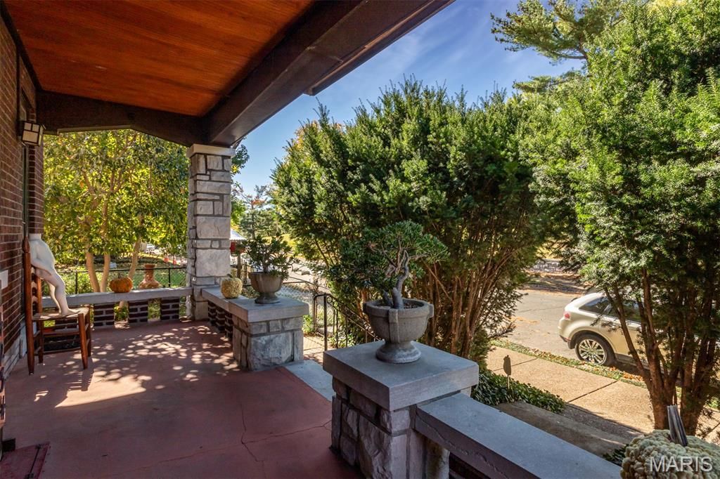 Photo of 4234 Nebraska Avenue, St Louis, MO 63111 (MLS # 25068576)