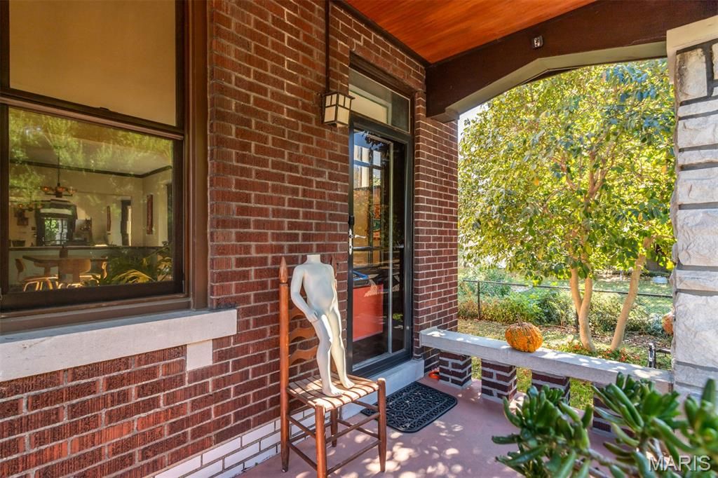 Photo of 4234 Nebraska Avenue, St Louis, MO 63111 (MLS # 25068576)