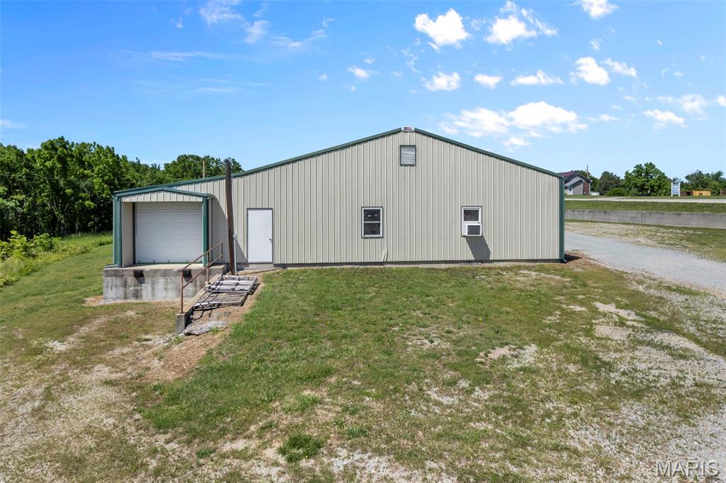 Meadow Heights - Commercial Sale