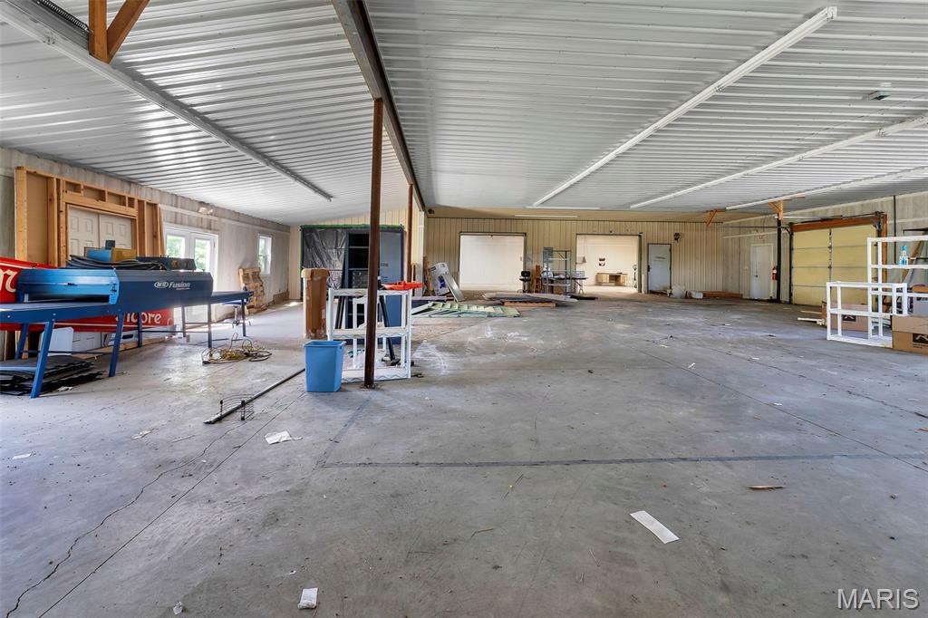 Meadow Heights - Commercial Sale