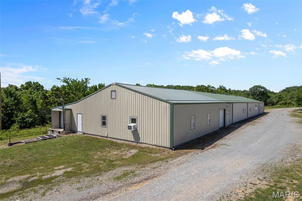 Meadow Heights - Commercial Sale