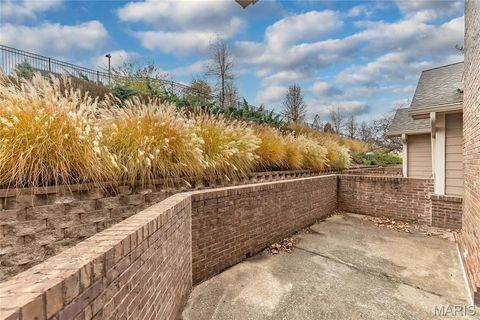 Tiny photo for 1048 King Henry Court, Creve Coeur, MO 63146 (MLS # 25078164)