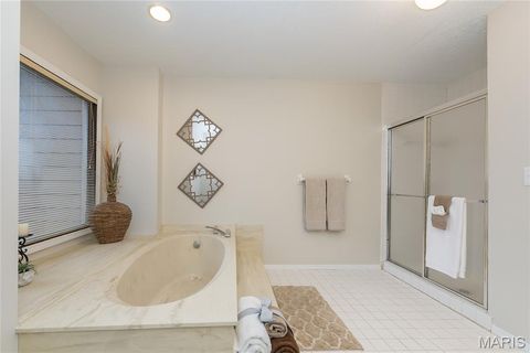 Tiny photo for 1048 King Henry Court, Creve Coeur, MO 63146 (MLS # 25078164)