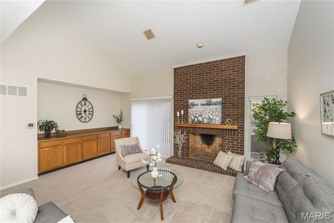 Tiny photo for 1048 King Henry Court, Creve Coeur, MO 63146 (MLS # 25078164)