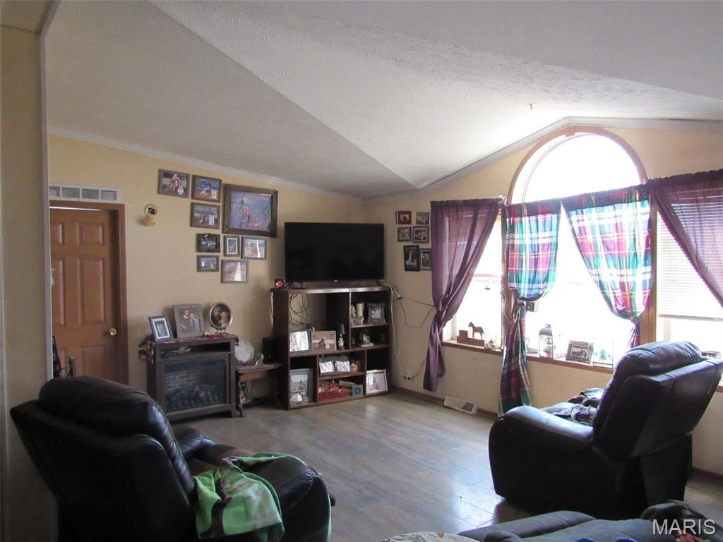 Luebbering, Missouri 63061, United States, 4 Bedrooms Bedrooms, ,2 BathroomsBathrooms,Residential,Active,81666