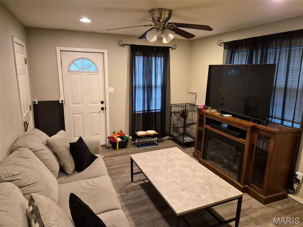 Town/Flat River - Residential