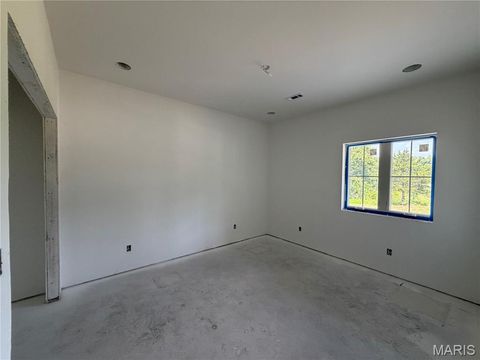 Tiny photo for 12155 Lakewood Place, New London, MO 63459 (MLS # 26045854)