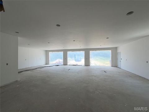 Tiny photo for 12155 Lakewood Place, New London, MO 63459 (MLS # 26045854)
